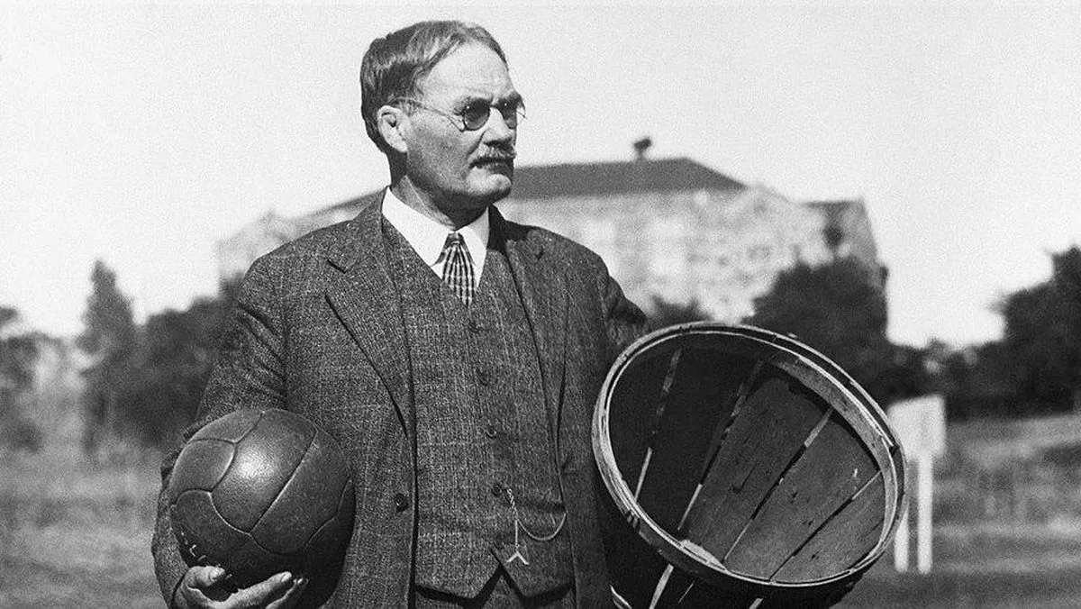 founder of basketball, Dr. James Naismith, sejarah bola basket