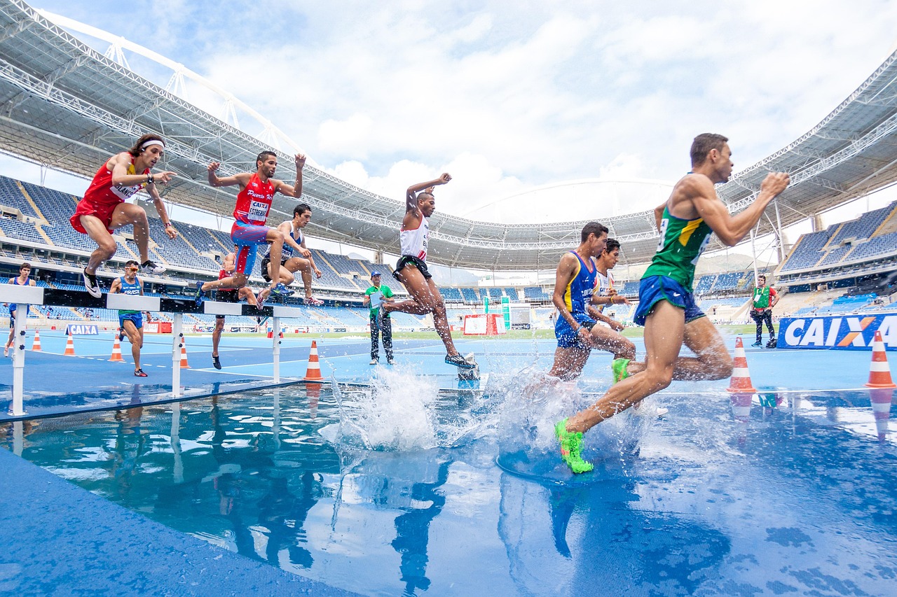 action, athletes, competition, hurdles, men, people, race, running, splash, nature, sport, stadium, track and field, water, blue water, action, race, race, running, running, running, running, sport, sport, sport, sport, sport, macam macam lari, gambar macam macam lari